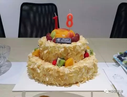 eb47d44b38d84cf522abaec80907baa8.jpg